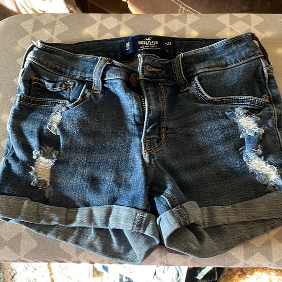 Hollister size 00 - Picture 1 of 2